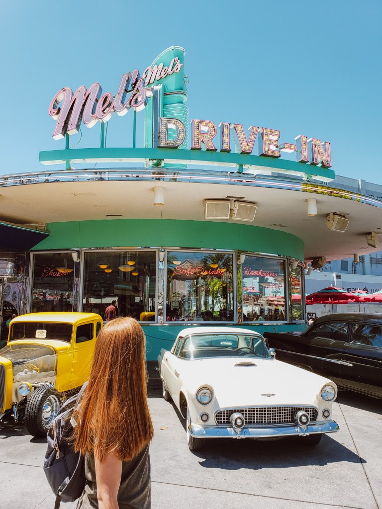 universal studios dining